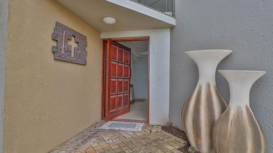 5 Bedroom Property for Sale in Dana Bay Western Cape